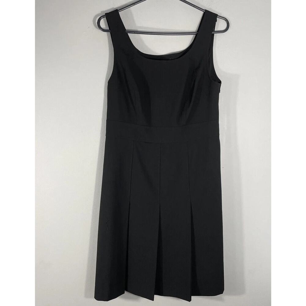 The Limited Fit & Flare Black Dress Womens Size 8 Sleeveless Pleated Career wear